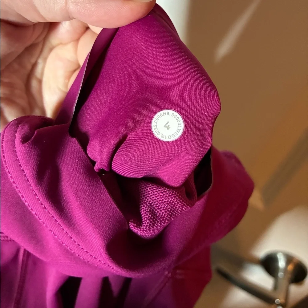Lululemon Base Pace High-Rise Crop 23